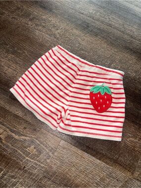Girls Mini Boden Shorts with Strawberry Patch size 7
